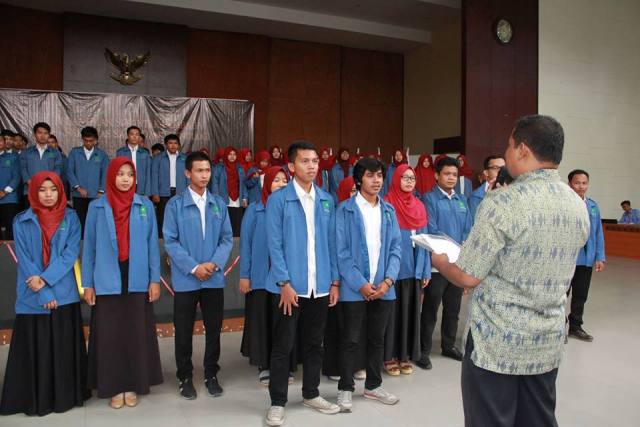 Ratusan Mahasiswa dari Delapan Lembaga di Fakultas Saints dan Teknologi UIN Suska Riau Dilantik