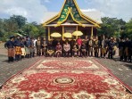 Tepuk Tepung Tawar Sambut Kapolres Meranti, LAMR Tegaskan Sinergi Adat dan Polri Jaga Kamtibmas