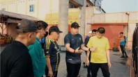 Jalan Pagi Sambil Ngopi Bareng, Kapolres Meranti dan Bupati Bahas Posko Karhutla di Desa