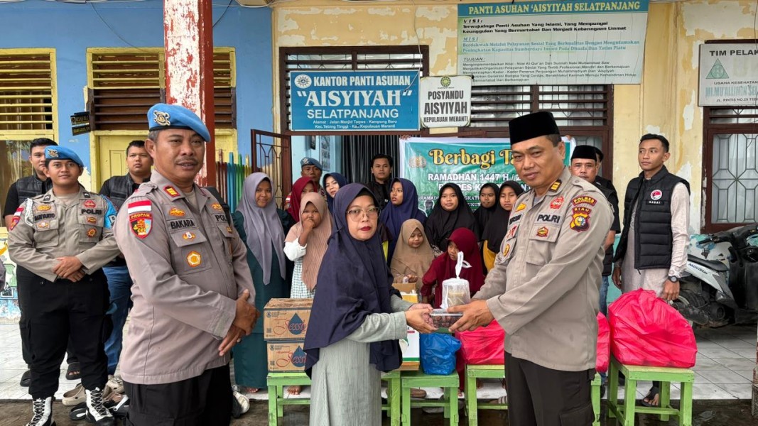 Indahnya Di Bulan Ramadhan Polres Meranti Berbagi Takjil  Panti Asuhan Mualimin