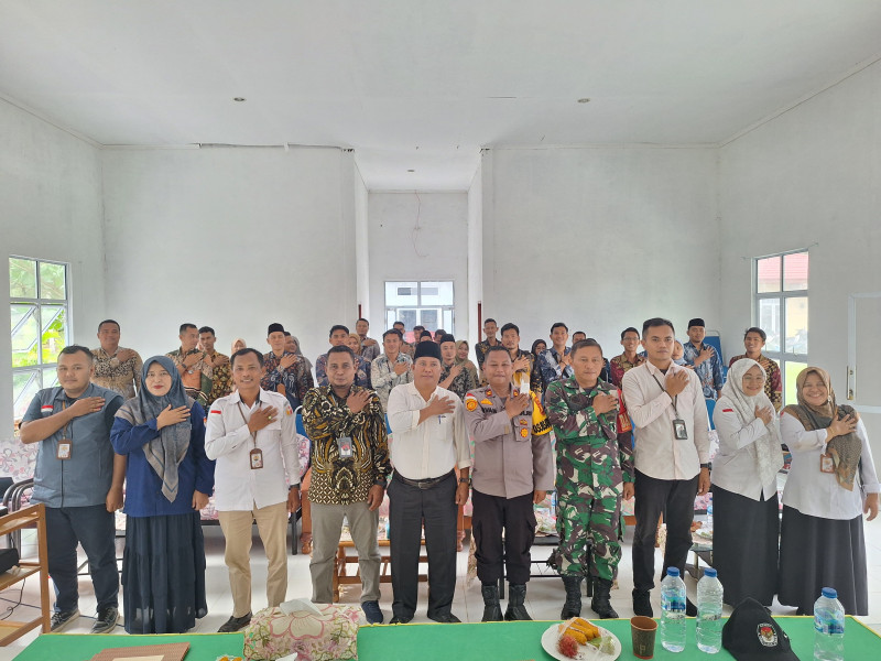 Kapolsek Rangsang Barat Cooling System Dengan Anggota PPK dan PPS, Sampaikan Terkait Sinergitas hingga Netralitas