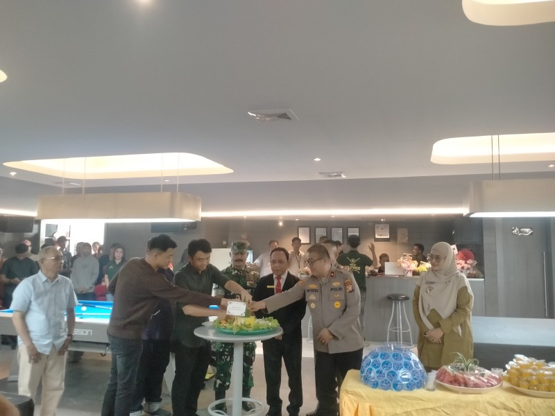 Grand Opening New Holly Wood Pool dan Cafe Meranti Resmi Di Buka