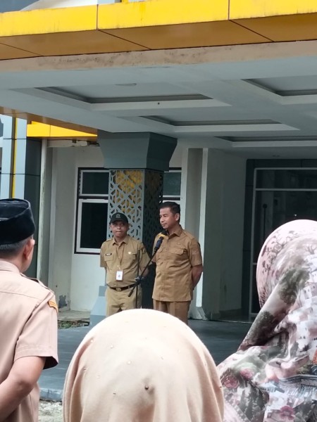 Bupati Kampar Tegur Jajaran PUPR, Singgung Dugaan Permintaan 'Jatah Preman' kepada Kontraktor