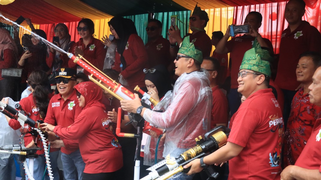 Kapolda Riau Hadiri Festipal Cian Cui Meranti Budaya dan Lingkungan Di Suarakan Bersama