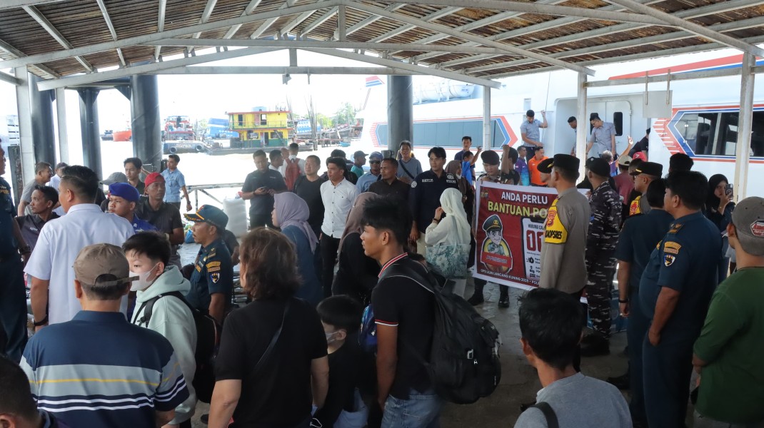 Wakapolres Meranti Lakukan Pengecekan Pelabuhan Tanjung Harapan Angkutan Jelang Natal dan Tahun Baru