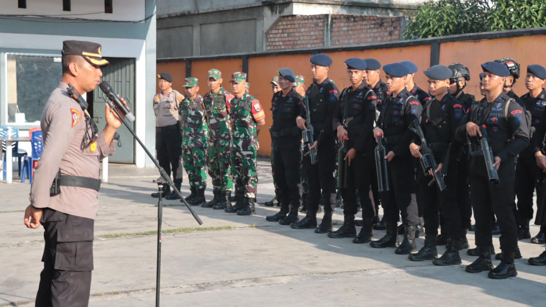 Polres Meranti Gelar Apel Kesiapan Pengamanan Pleno KPU Hasil PSU TPS 02 Desa Tanjung Peranap