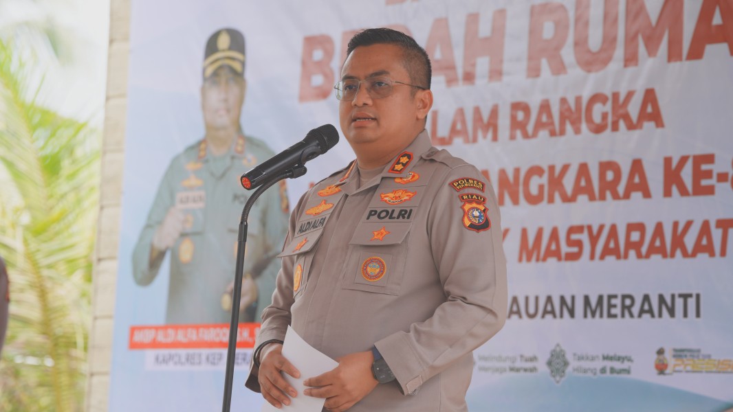 Bedah Rumah untuk Warakawuri Jadi Kado Istimewa Polres Meranti di Hari Bhayangkara ke-80