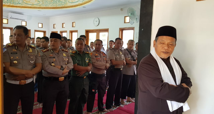 Polres Banjar Laksanakan Shalat Ghoib dikhususkan untuk mantan Presiden RI ke 3