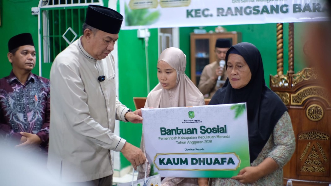 Safari Ramadan di Rangsang Barat, Wabup Muzamil Ajak Masyarakat untuk Bersyukur dan Berpikir Positif