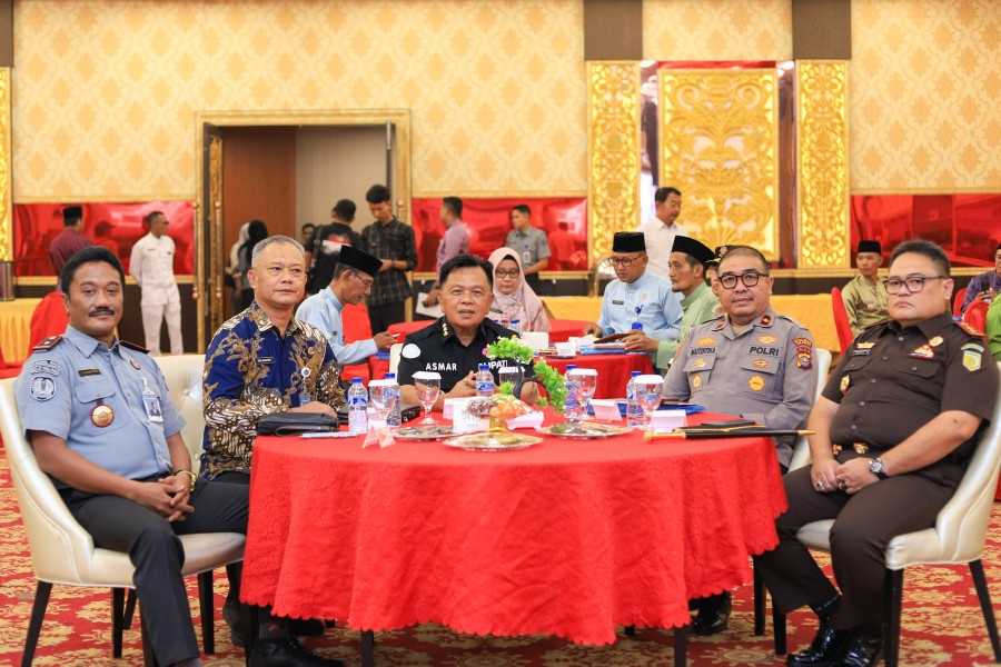 Bupati Meranti Hadiri Rapat Timpora 2025, Tegaskan Pentingnya Sinergi Pengawasan Orang Asing