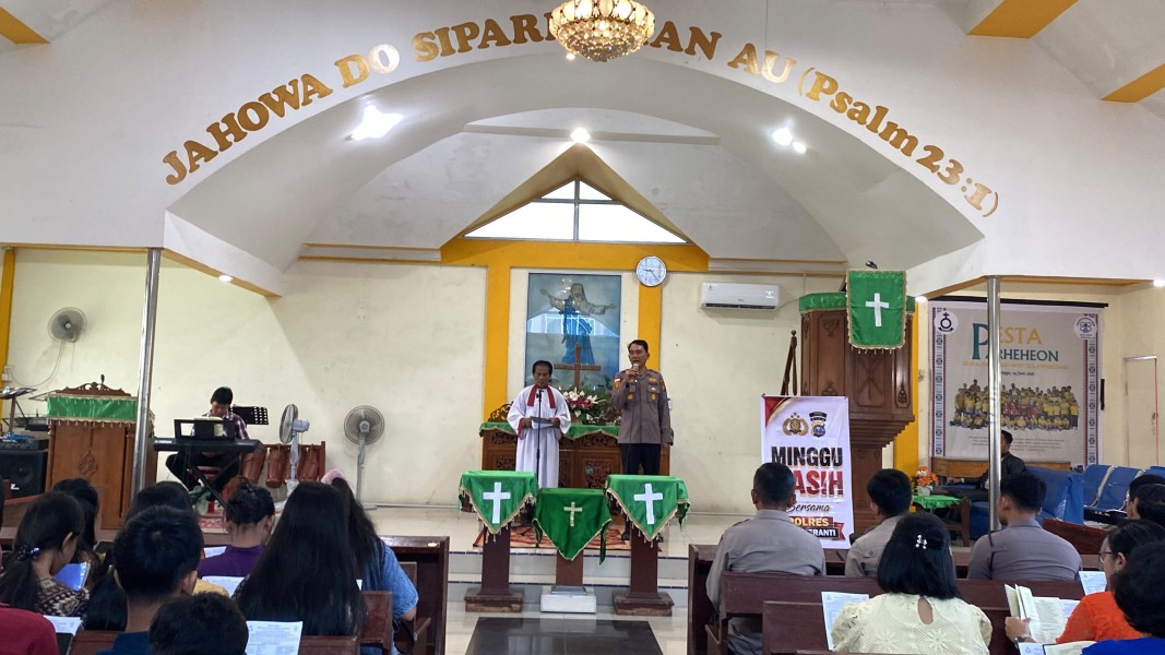 Wakapolres Meranti Ajak Jemaat HKBP Minggu Kasih Ingatkan Bahaya Kabut Asap.