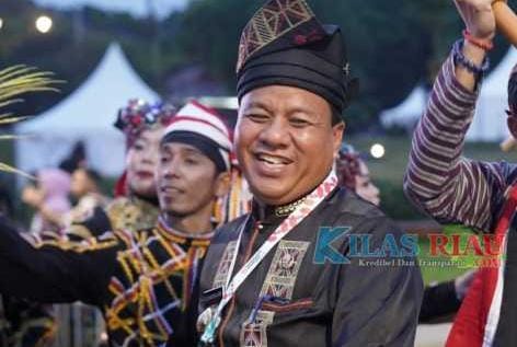 Bupati Kuansing : Terima Kasih, Jurnalis, Tiktoker, Youtuber, Konten Kreator dan Rakyat Kuansing, Pacu Jalur Kini Mendunia