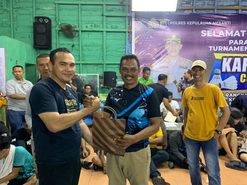 Hari Kelima Turnamen Bulu Tangkis Kapolres Cup Rangka Hut Bhayangkara ke 78 Berlangsung Meriah
