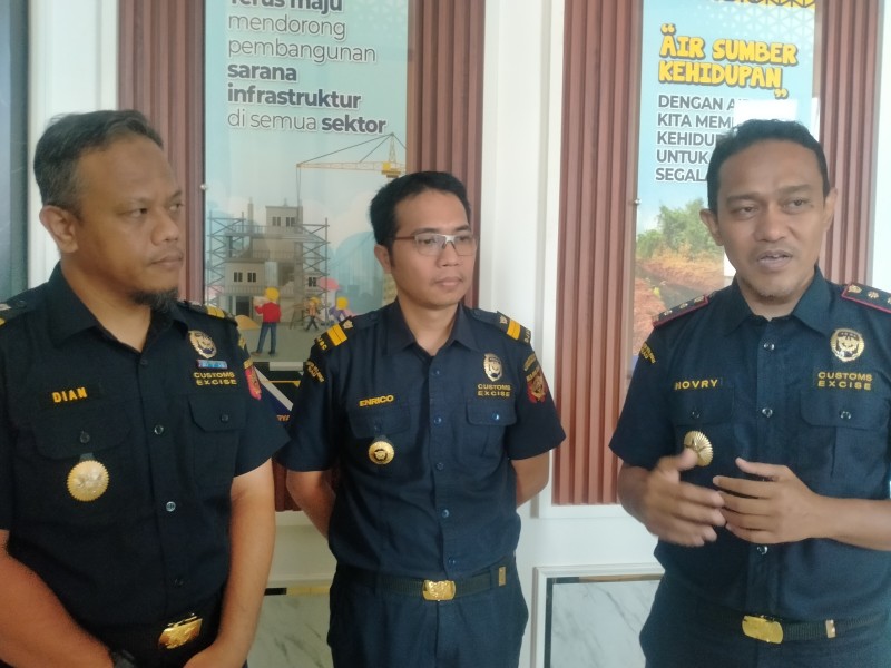 Bupati Meranti Sambut Baik BC Bengkalis Dalam Rapat Koordinasi Di Selatpanjang.