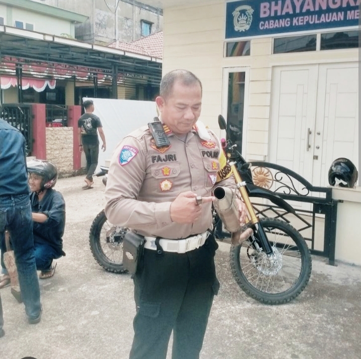 AKP Fajri : Seperti Biasa Gunakan Kelengkapan Berkendara Dengan Baik.