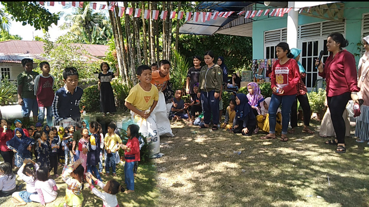Pengabdian Di Desa Padang Mutung Kampar Mahasiswa Kukerta Pedagogik Rayaan HUT RI 17 Agustus 2020