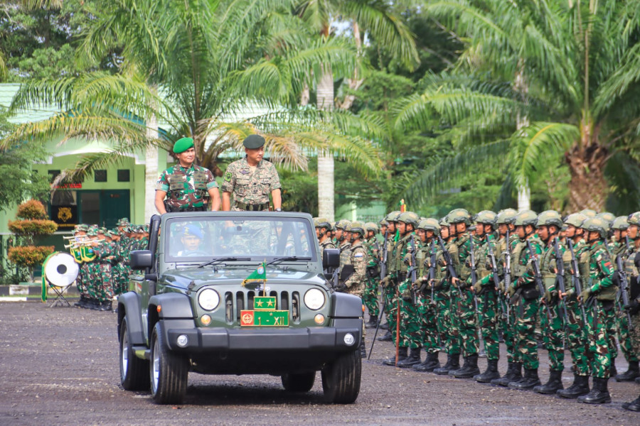 Pangdam XII/Tpr dan Panglima I Div Infantri TDM Tutup Latma Kekar Malindo-47/AB/2024