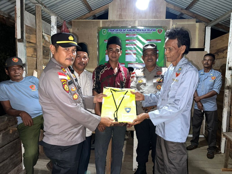 Ciptakan Rasa Aman Kepada Masyarakat Polsek Tebing Tinggi Barat Sigap Kunjungi Satkamling Desa Alai Selatan