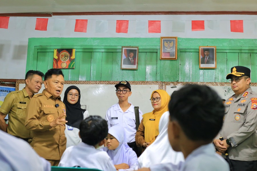 Bupati Asmar: Program Makan Bergizi Gratis Adalah Investasi untuk Generasi Cerdas Meranti