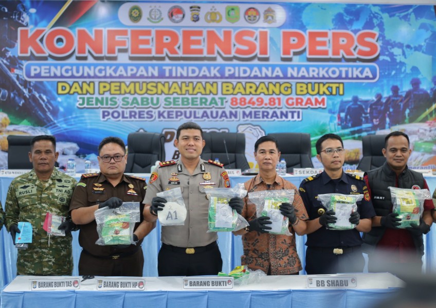Polres Meranti Berhasil Ringkus Mata Mata Dan Kurir Berserta Barang Bukti Narkoba Berhasil Di Musnahkan.