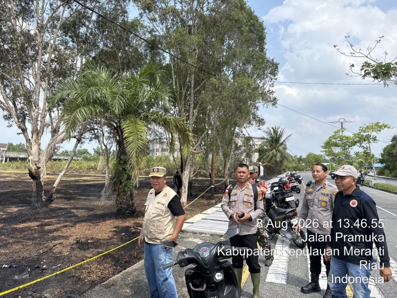 Si Jago Merah Lahap  Lahan Gambut Seluas 1 Hektare di Depan Stadion Mahmud Jalal, Polisi Selidiki Sumber Api