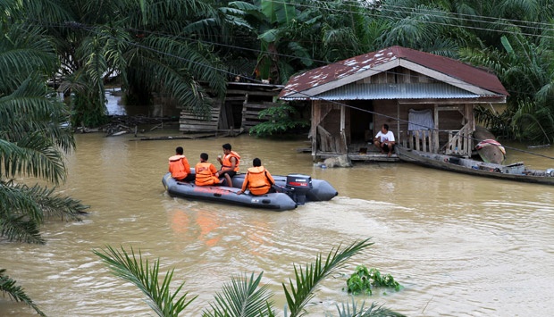 Musim Hujan Sungai Kampar Meluap, Ratusan Rumah Terendam