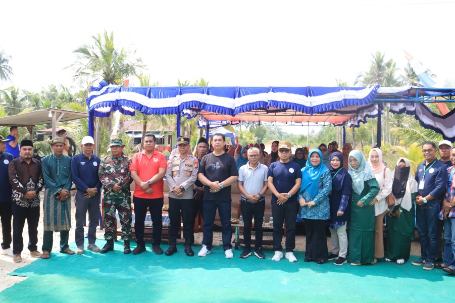 Tradisi Unik Meranti Didorong Jadi Potensi Budaya, Bupati Asmar Buka Festival Lari di Atas Tual Sagu