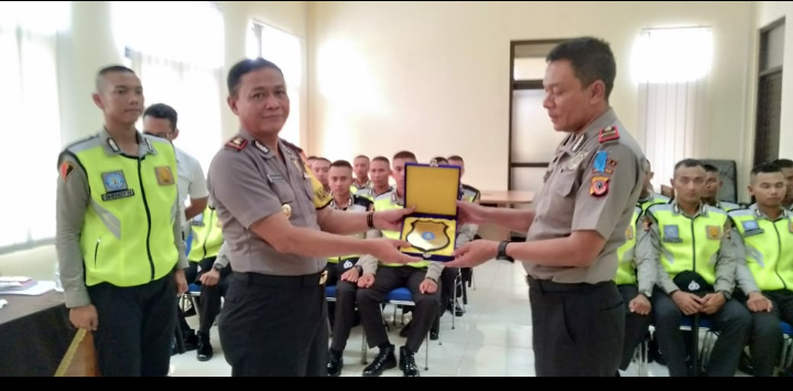 SEBANYAK 25 SISWA LATJA AKAN MENGIKUTI PELATIHAN KERJA DI MAPOLRES BANJAR