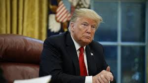 Donald Trump Persilakan Kapal Amerika Tenggelamkan Kapal Iran