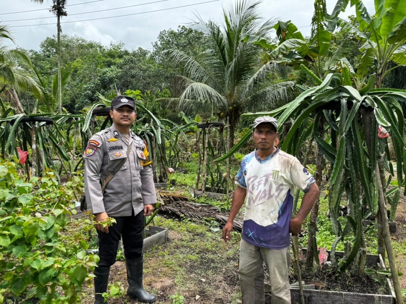 MELAKUKAN PEMBINAAN TERHADAP UMKM KERUPUK SAGU DESA KUNDUR, POLSEK TEBING TINGGI BARAT WUJUDKAN KETAHANAN PANGAN NASIONAL