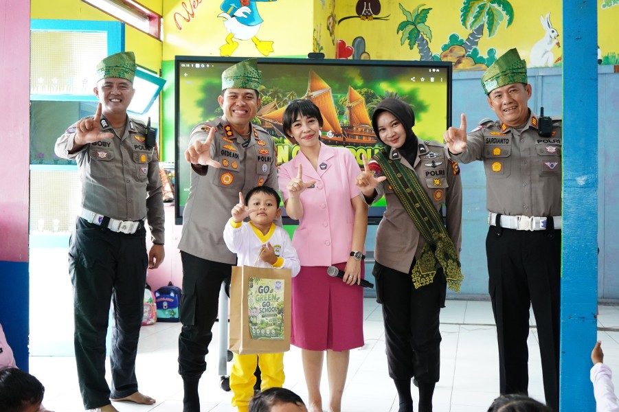 Green Policing Goes to School, Ketua  Bhayangkari Cabang Kepulauan Meranti, Edukasi Anak TK Selamatkan Mangrove dan Gambut