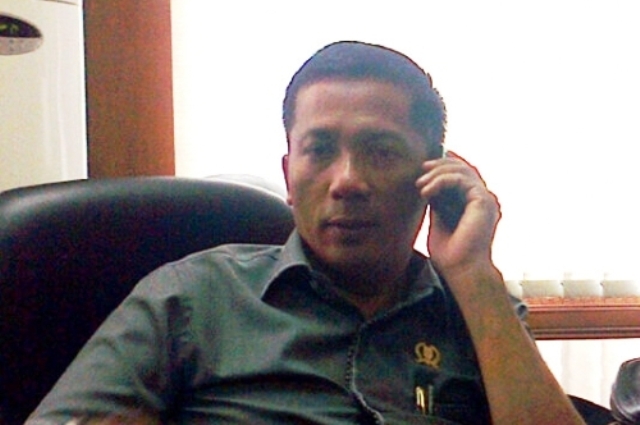 Beredar Rekaman Suara Anggota DPRD Riau M Adil Minta Honor 61 Supir Diambil dari Anggaran Keamanan