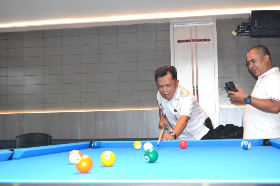 Bupati Meranti Tinjau New Hollywood Pool and Resto, Dorong Pembinaan Atlet Biliar Lokal