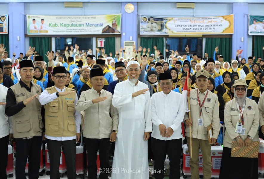 Bupati Asmar Minta JCH Meranti Doakan Kebaikan untuk Daerah