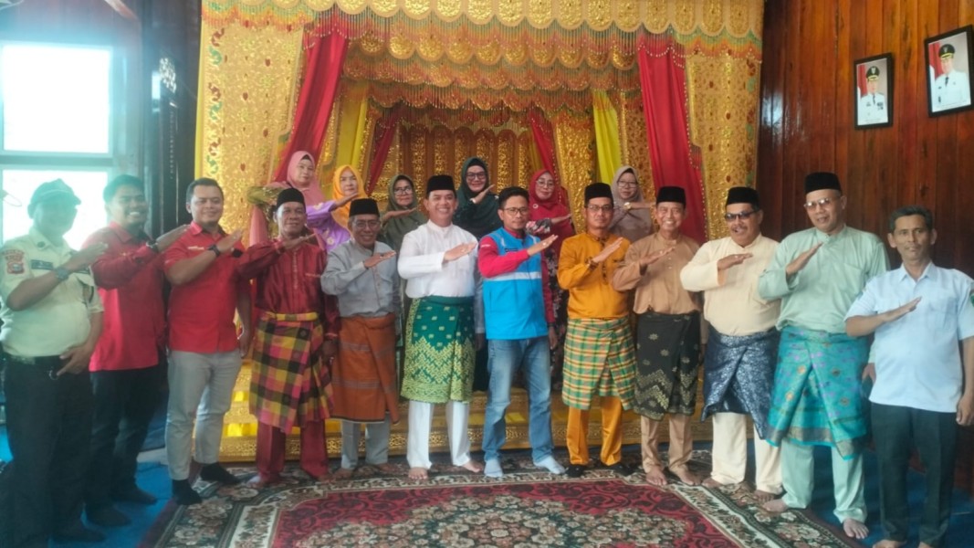Jabat Kepala UPT PT PLN Selatpanjang Roni Kunjungi Semua Pihak Dapat Restu Dari LAMR