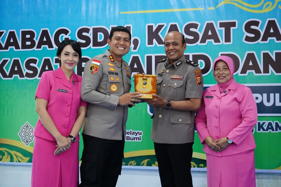 Penuh Kehangatan Kapolres Meranti Dalam Kenal Pamit Pejabat Usai Pelantikan.