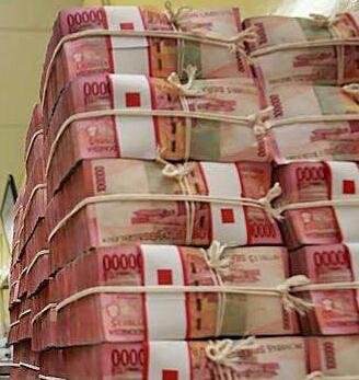 Balon Bupati Kampar YS Gadai Sertifikat Tanah Rp 3 Miliar ke Bank