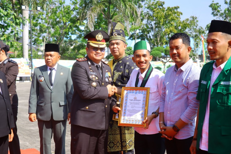 Piagam Penghargaan Dari Polres Kepulauan Meranti, Ilham : Ini Alarm Pengingat Komitmen Menyuarakan Keadilan Ekologis.