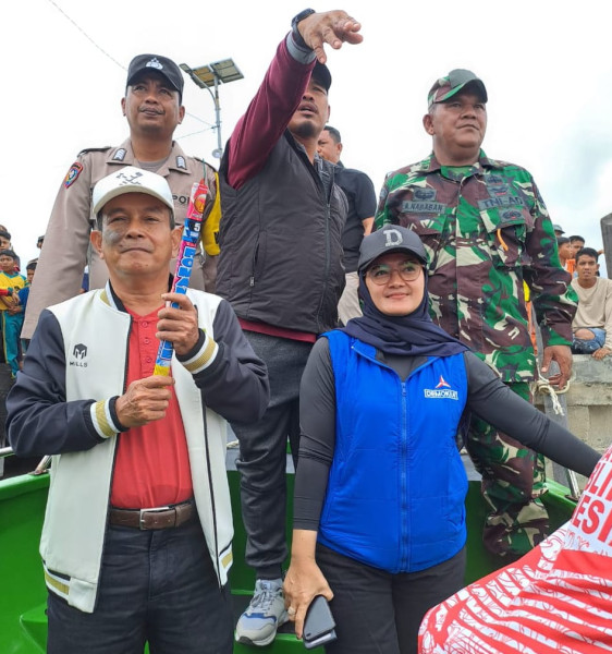 Hadiri Lomba Sampan Layar, Darsini Akan Siapkan Turnamen Besar di Tahun Depan