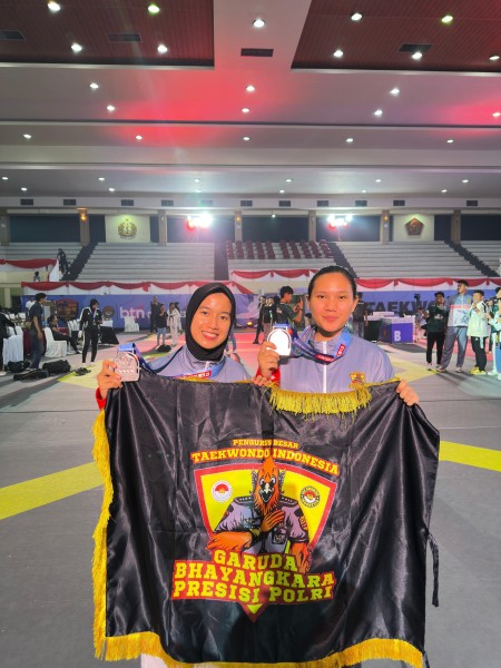 Dua Polwan Polda Riau Meraih Medali di Kejuaraan Taekwondo Internasional