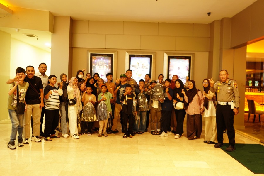 Senyum Siswa SLB Selatpanjang Di Balik Nonton Film Istimewa, Ada Kepedulian Kapolres Meranti
