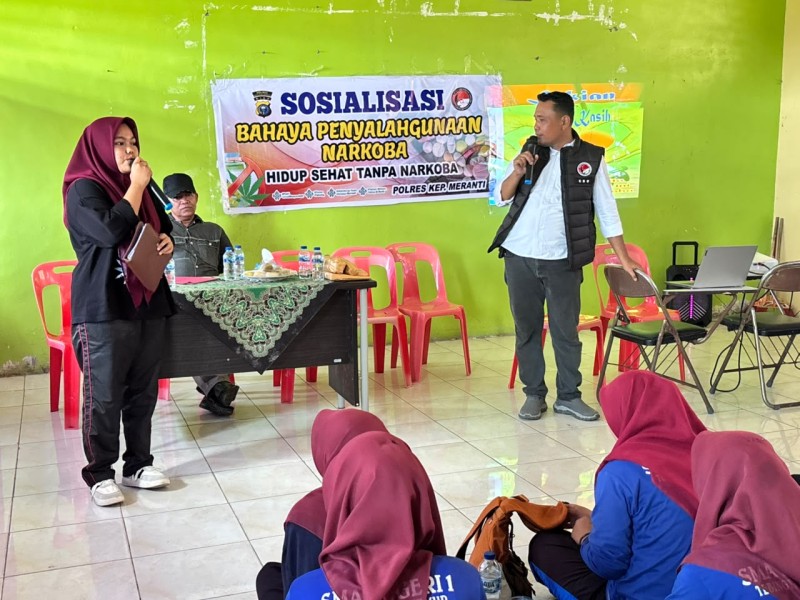 Satresnarkoba Meranti Gelar Green Policing Warnai Aksi di STKIP Serta Edukasi Bahaya Narkoba.