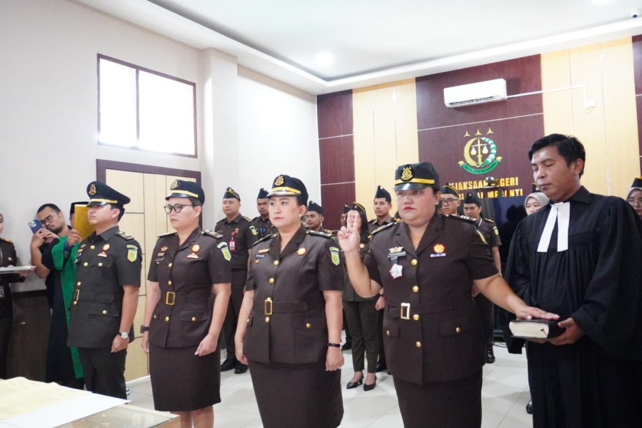 Empat Pejabat Kejari Meranti Pindah Tugas Digantikan Empat Pejabat Di Lantik Hari Ini