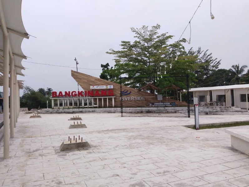 Bangkinang Riverside, Dari Tanah Kosong Tepi Sungai Kampar Berubah Menjadi Pusat UMKM Kuliner Kota Bangkinang