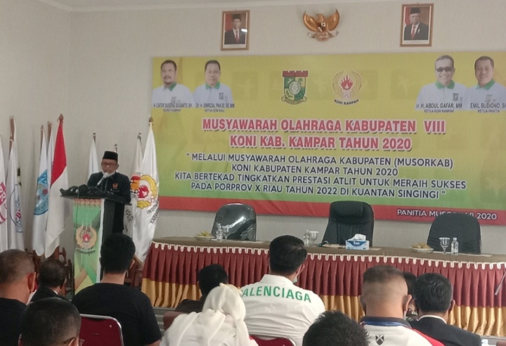 Abdul Gafar Harapkan Pengurus Baru Bawa Kampar Juara Umum di Porprov Riau