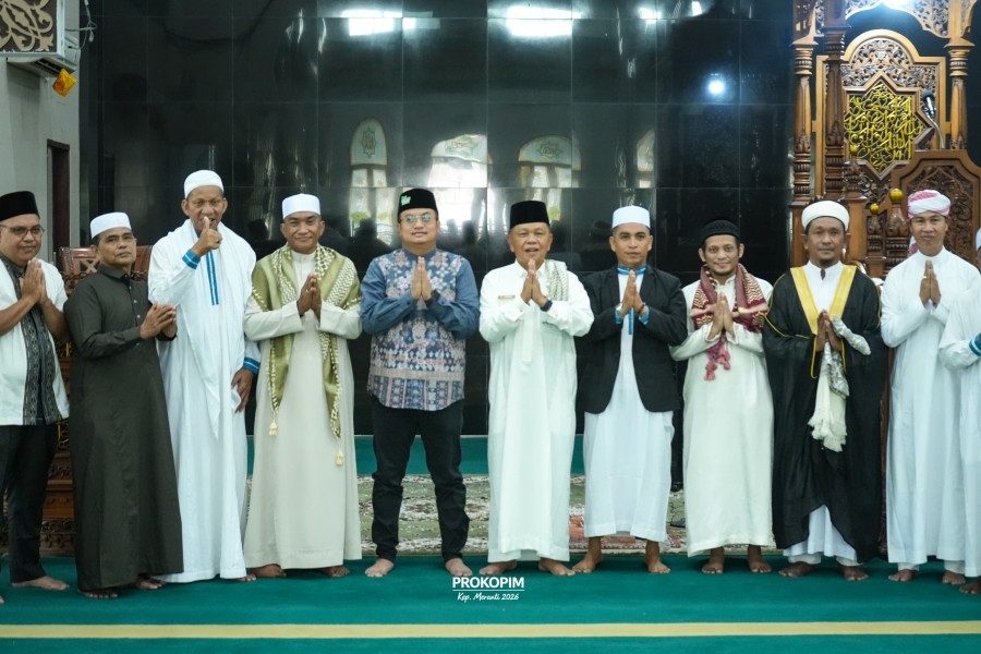 Bupati Asmar dan Wabup Muzamil Salat Iduladha di Lokasi Berbeda, Ajak Warga Perkuat Persaudaraan