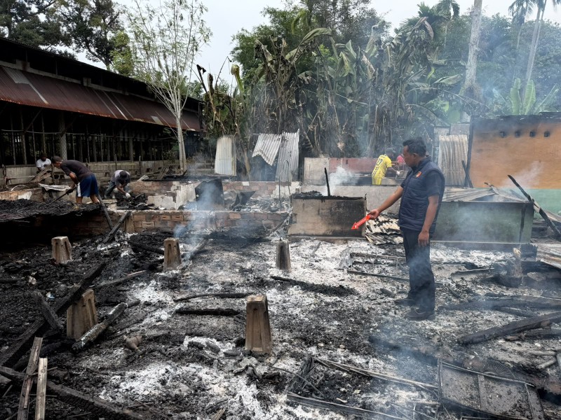 Si Jago Merah Lahap Satu Rumah Warga di Teluk Belitung, Kerugian Ditaksir Rp100 Juta