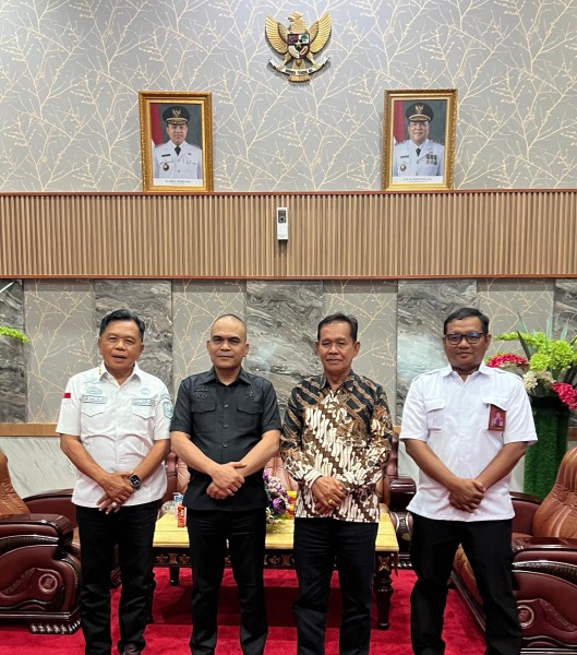 Bupati Kepulauan Meranti Perjuangkan Perbaikan Jembatan dan Jalan Provinsi di DPRD Riau